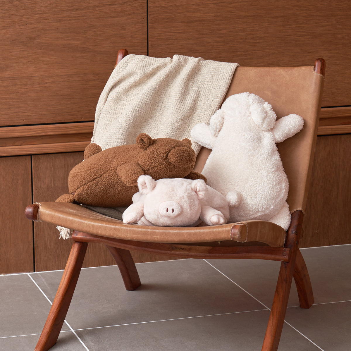 Milenos 茶色のクマ型湯たんぽ ライフオンプロダクツ 抱きしめたくなる 蓄熱式アニマル湯たんぽ