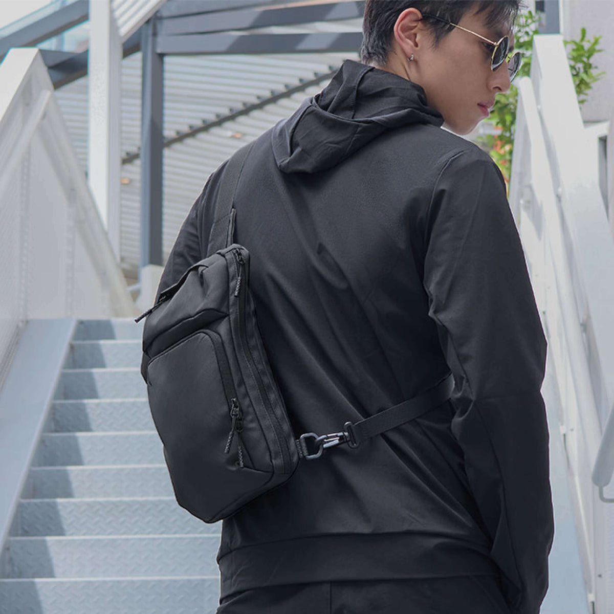 U9108BL/OR バックパック｜DJ機材運搬用 スリム UDG – UDG Gear Tokyo [Yobuisg] ミリタリージムバッグ 30L 大容量 防水防撕裂ナイロン 多隔層分類収納 透気性背中パッド ダブルクロスロープ